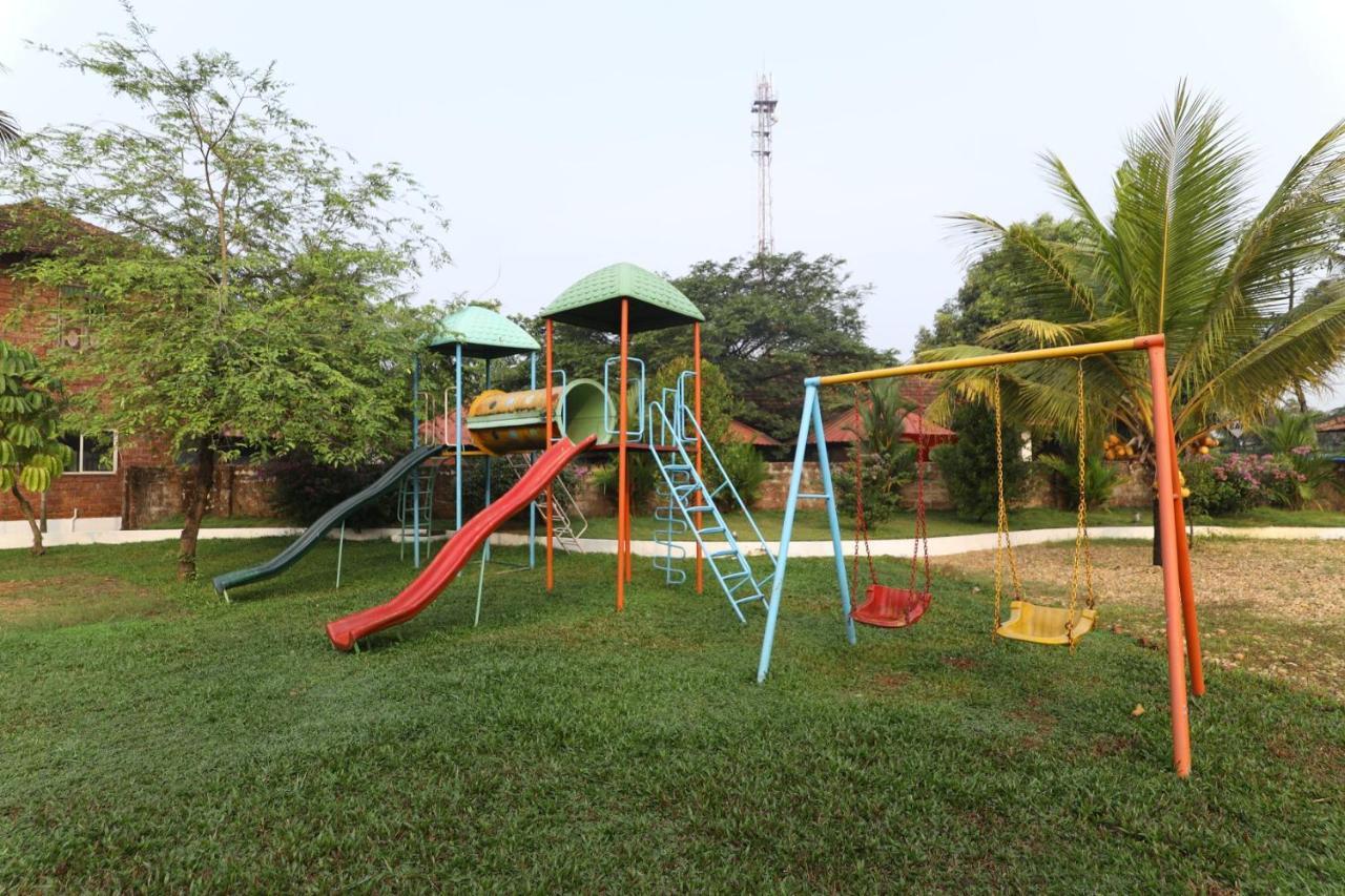 Kumarakom Heritage Resort Kottayam Dış mekan fotoğraf